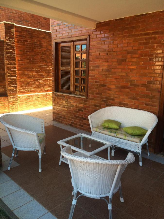 Linda Casa Porto Das Dunas: 4 Suites, Churrasqueira E Piscina ฟอร์ตาเลซา ภายนอก รูปภาพ